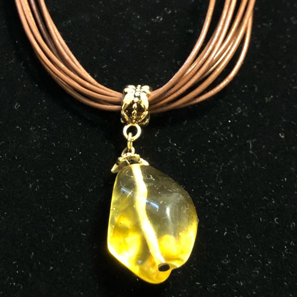 Lia Sophia necklace
